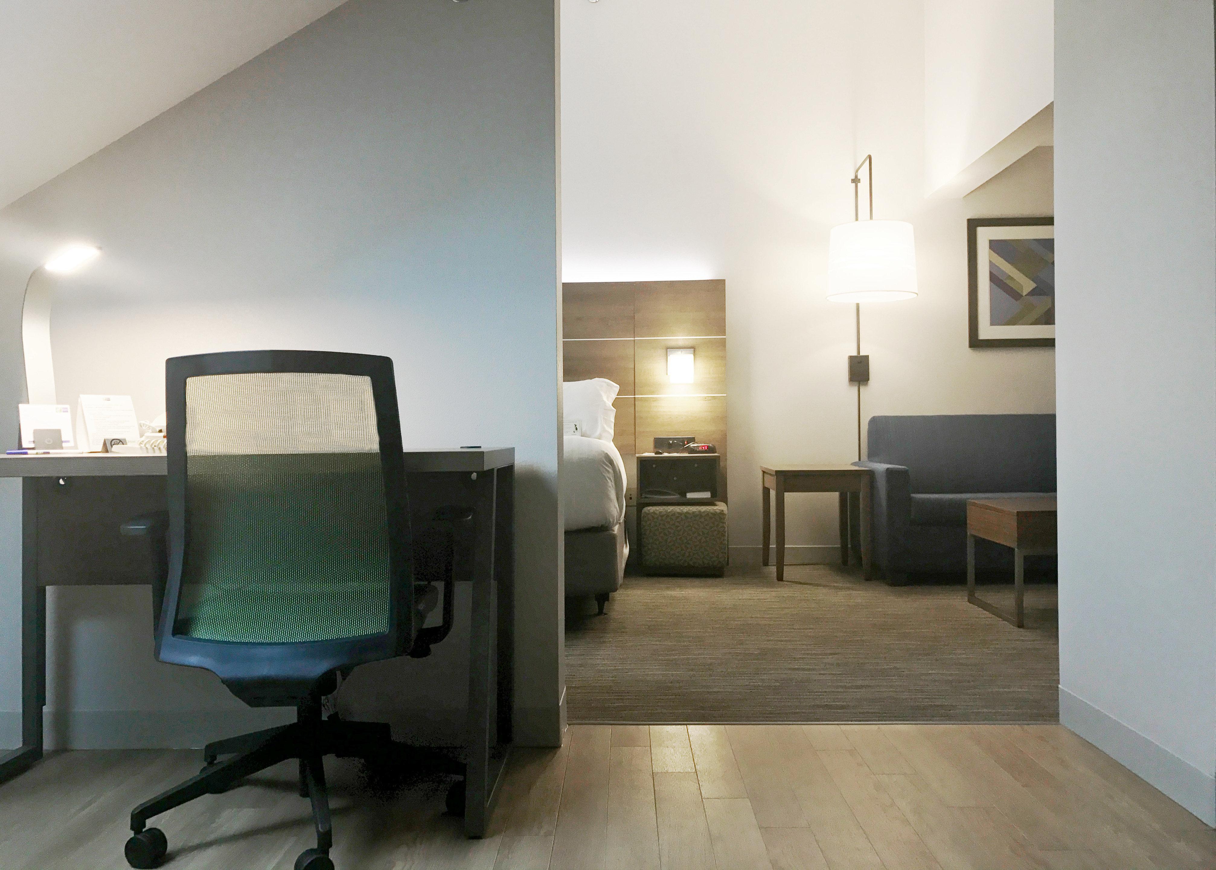Holiday Inn Express Hotel & Suites White River Junction By Ihg מראה חיצוני תמונה