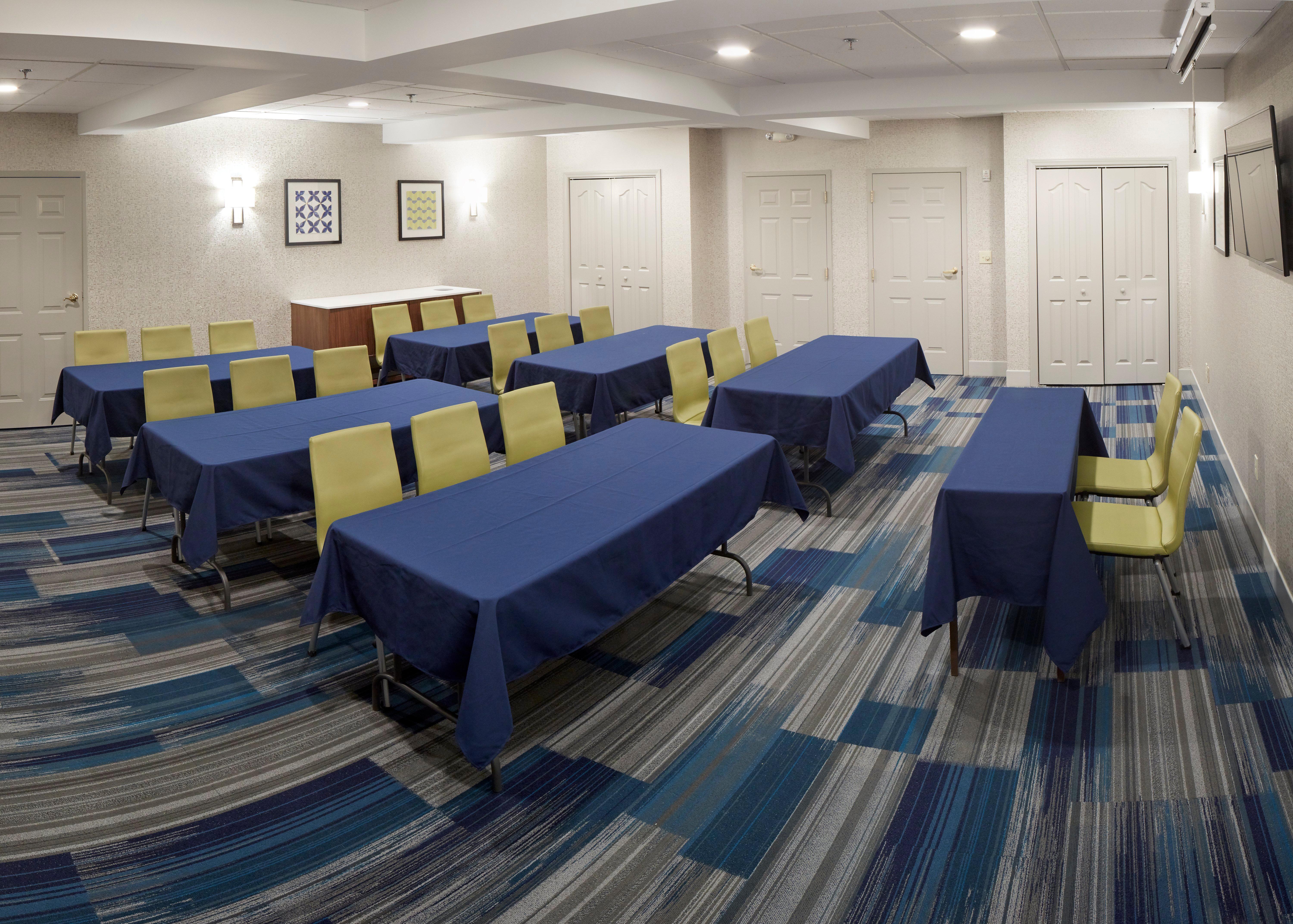 Holiday Inn Express Hotel & Suites White River Junction By Ihg מראה חיצוני תמונה