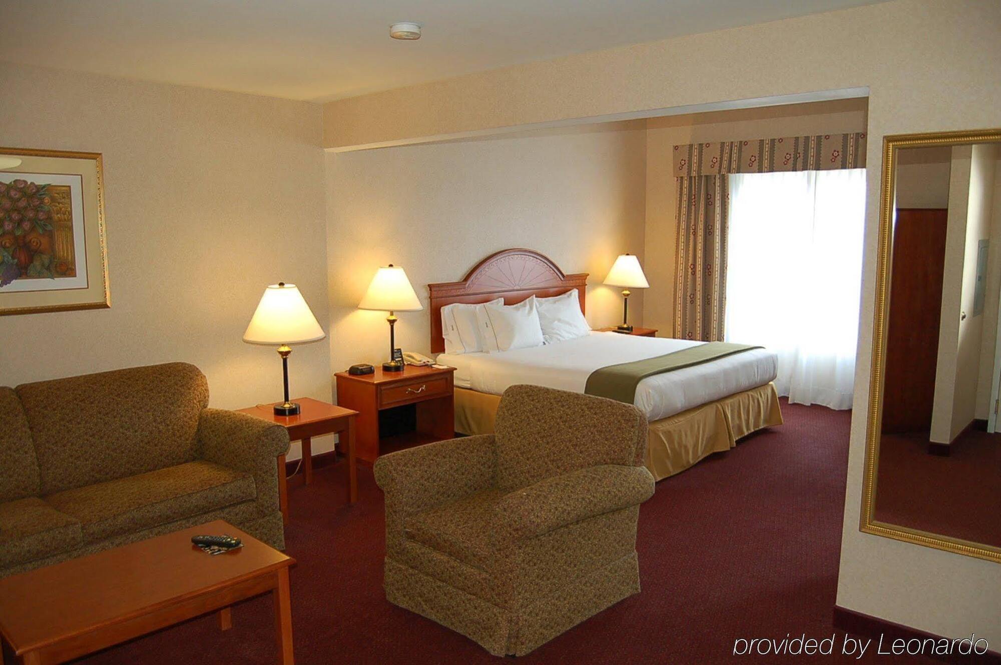 Holiday Inn Express Hotel & Suites White River Junction By Ihg מראה חיצוני תמונה
