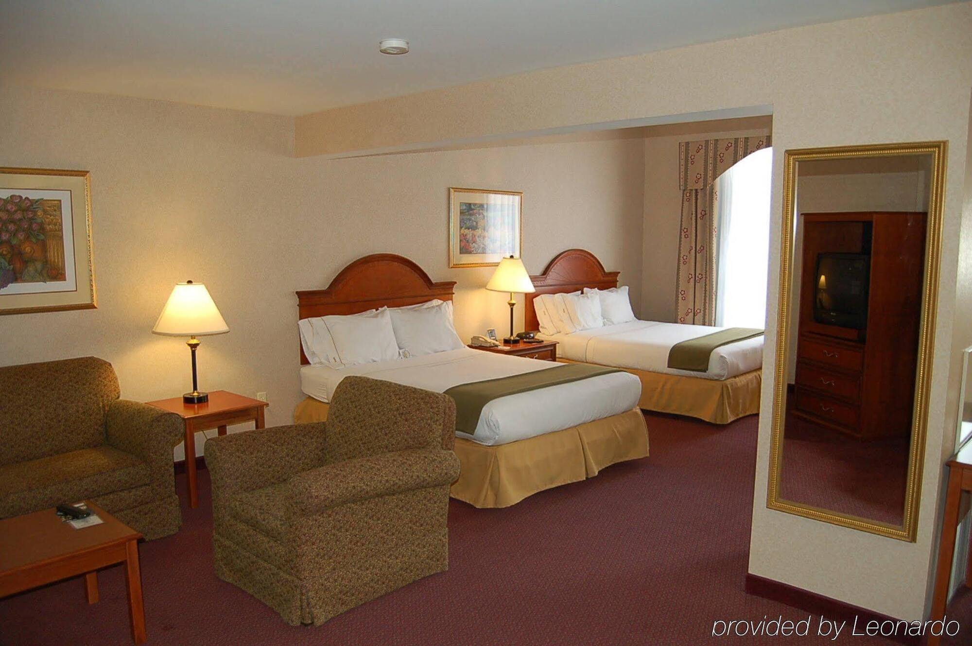 Holiday Inn Express Hotel & Suites White River Junction By Ihg מראה חיצוני תמונה